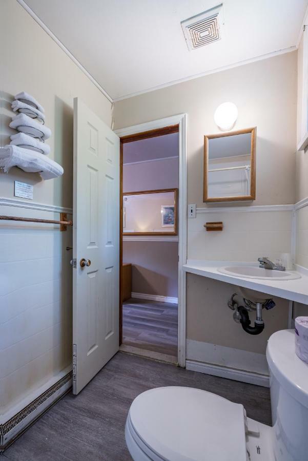Long Sault Motel 외부 사진